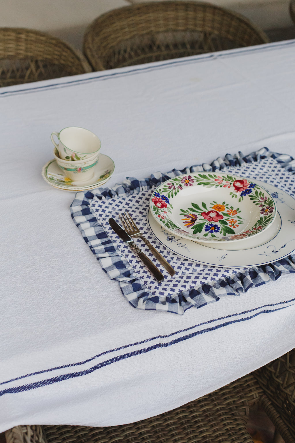 Frilled Quilted Table Mat