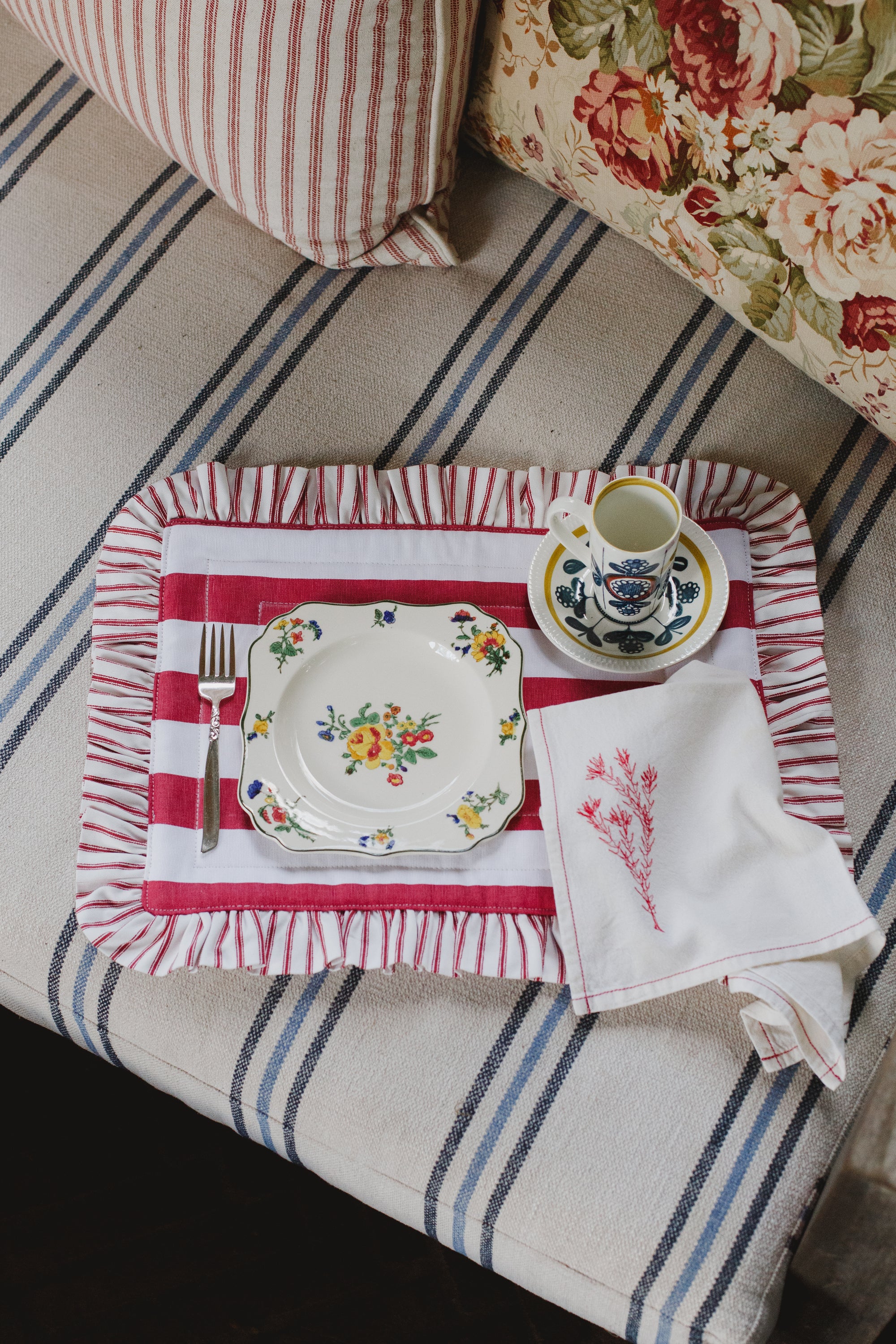 Frilled Quilted Table Mat